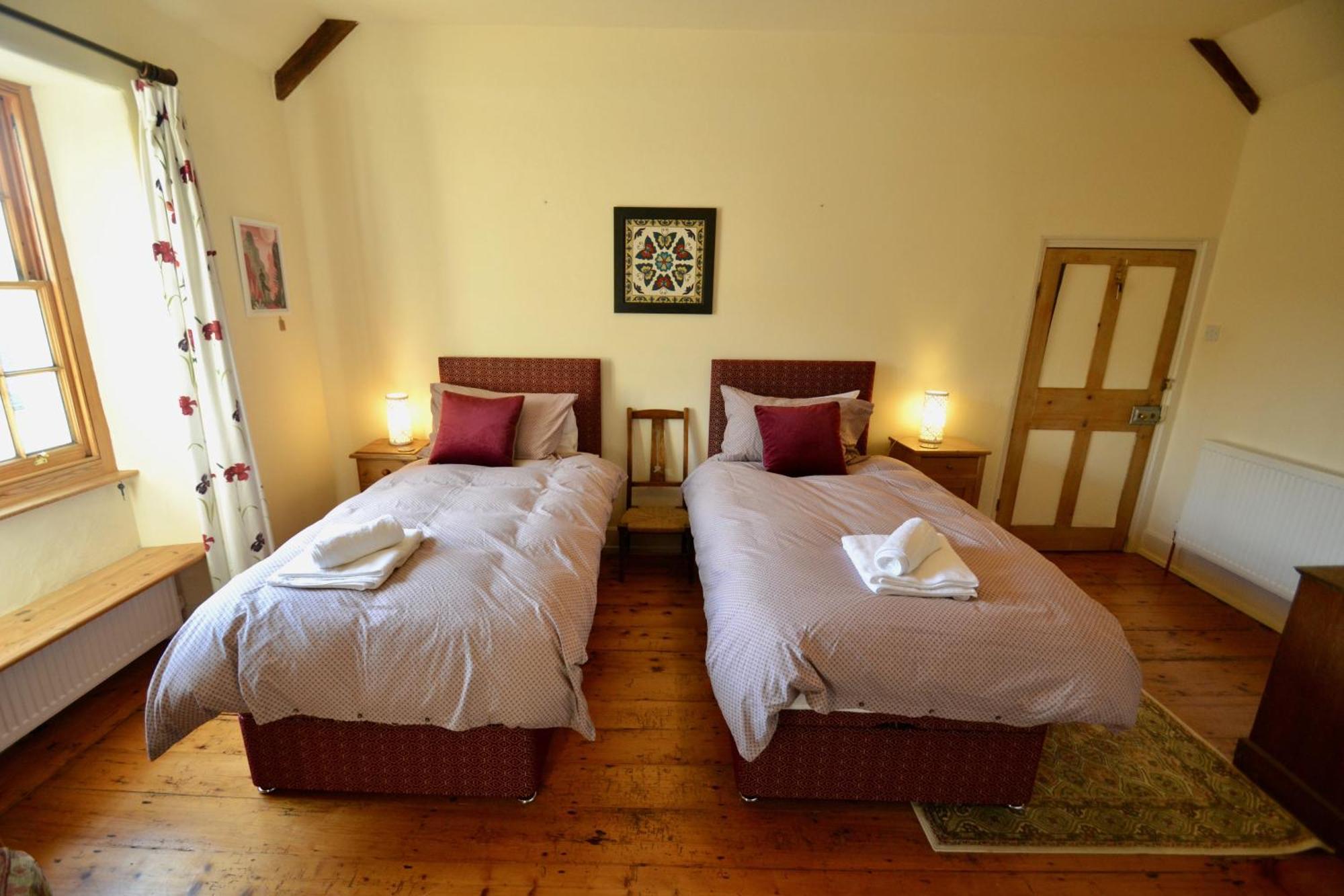 Holwell Holistic Retreat Bed & Breakfast Barnstaple Room photo