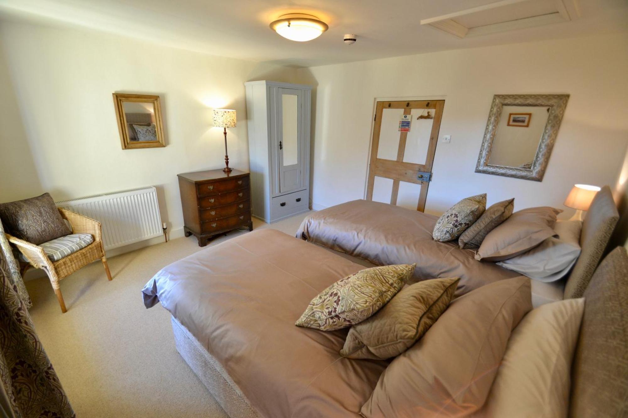 Holwell Holistic Retreat Bed & Breakfast Barnstaple Room photo